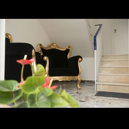 Dimora Cappuccini Guest House Чистерніно Екстер'єр фото