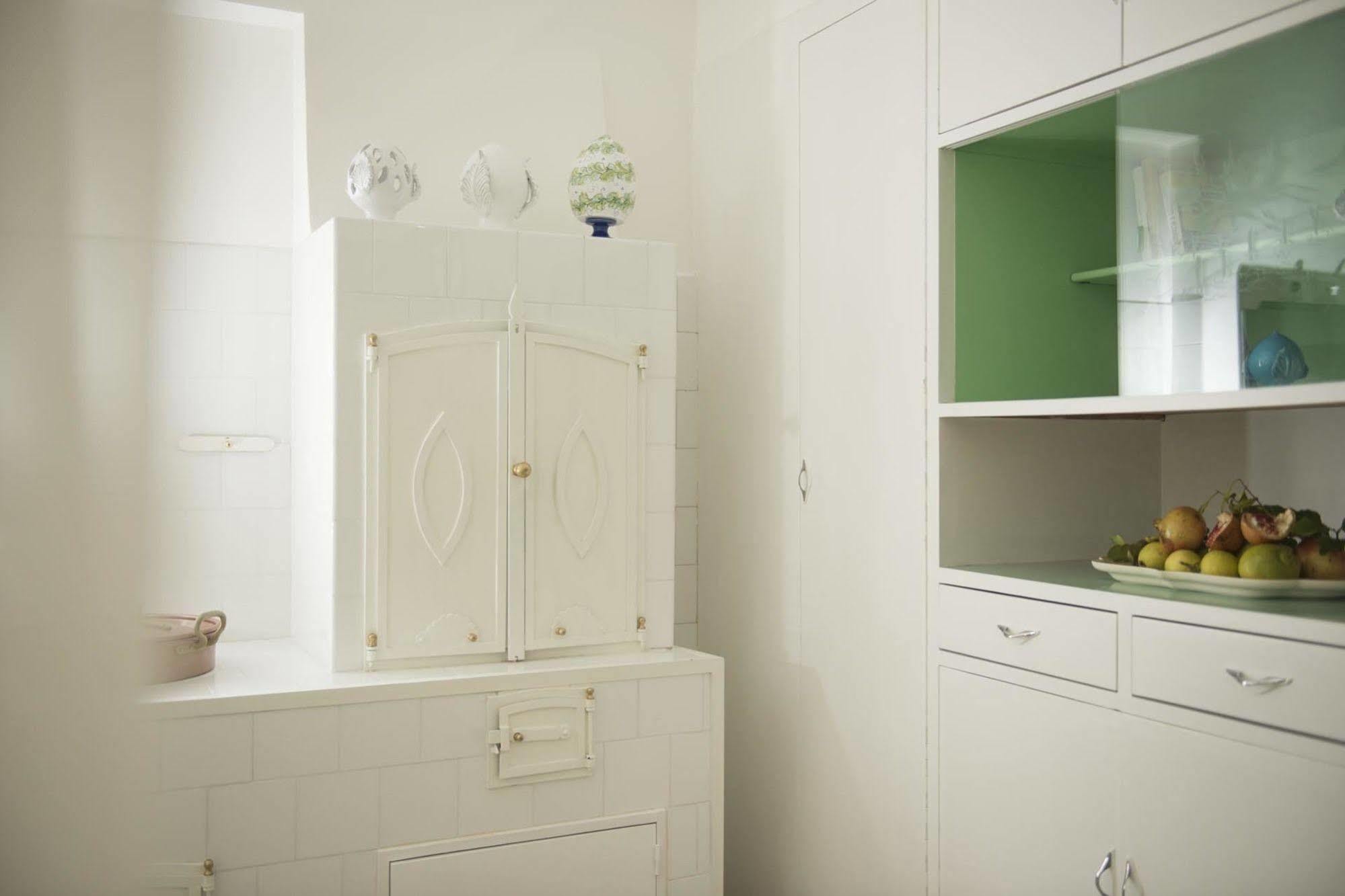 Dimora Cappuccini Guest House Чистерніно Екстер'єр фото